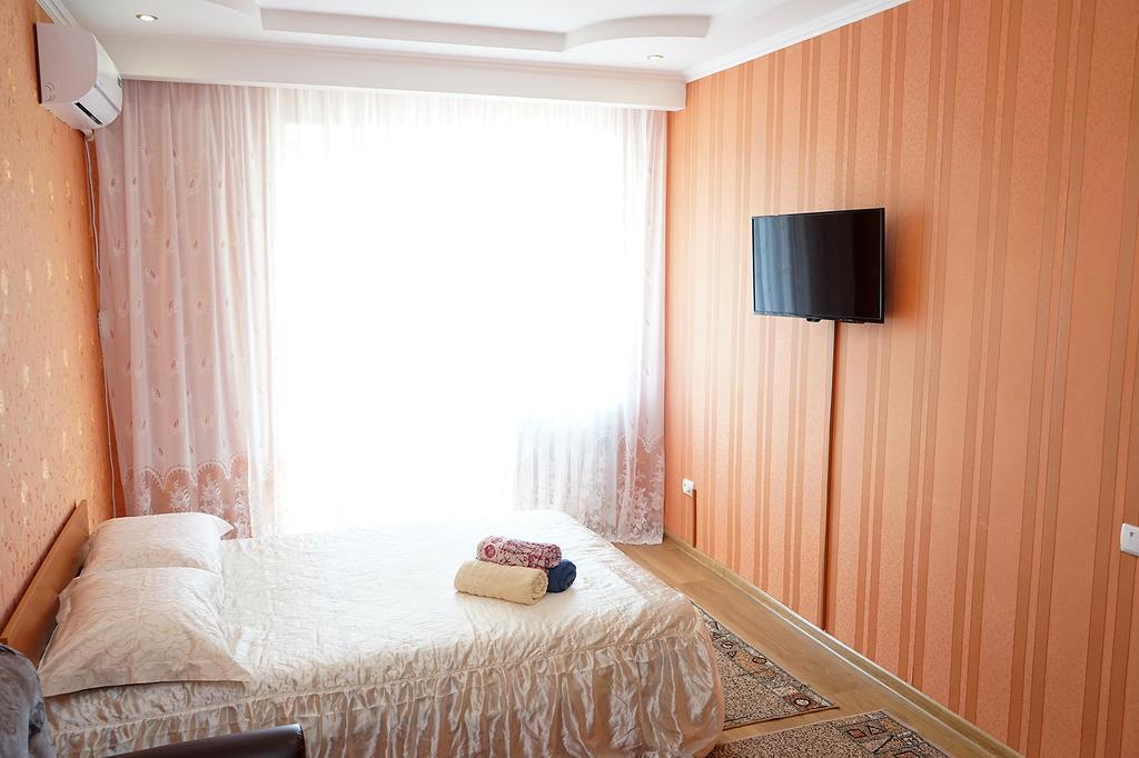 Apartment On Kniaziv Koriatovychiv Kamjanyi Potoki Kültér fotó
